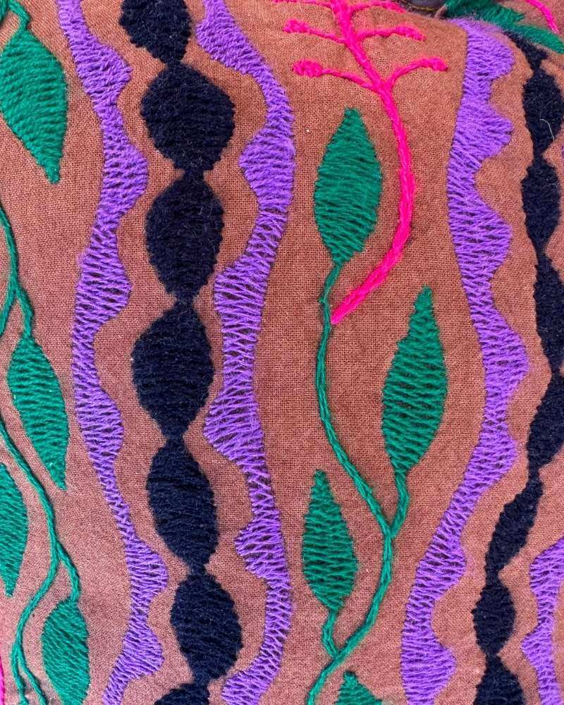 Hand-Embroidered Shipibo Cushion – No. 21