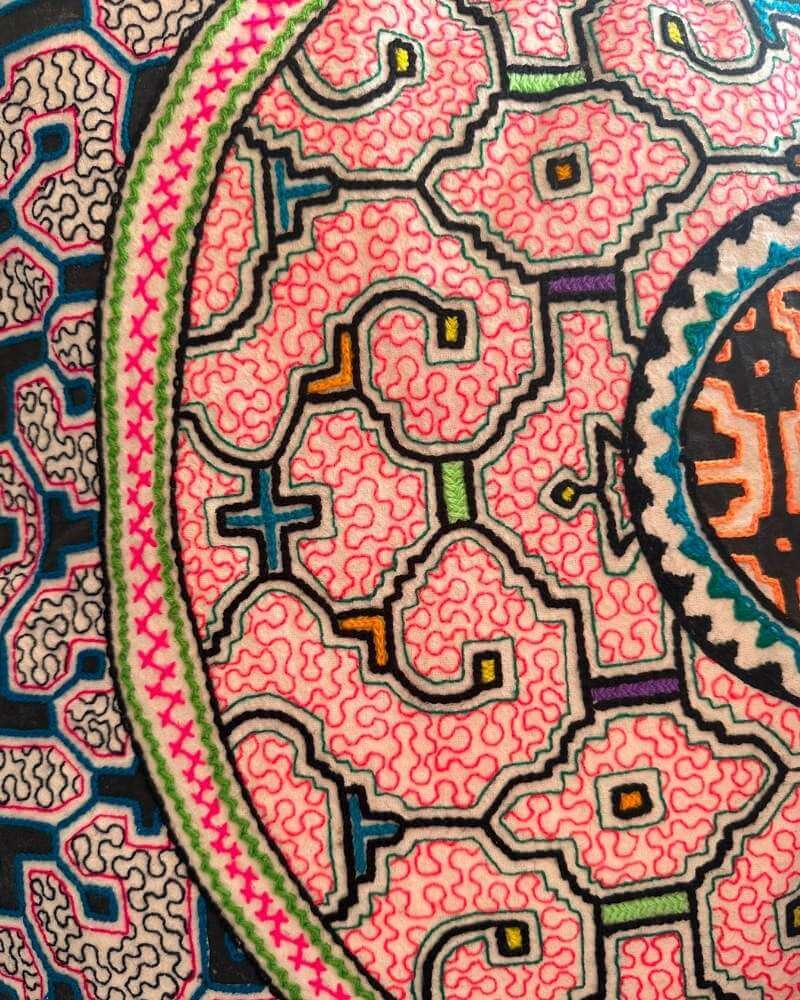 Hand-Embroidered Shipibo Cushion – No. 23