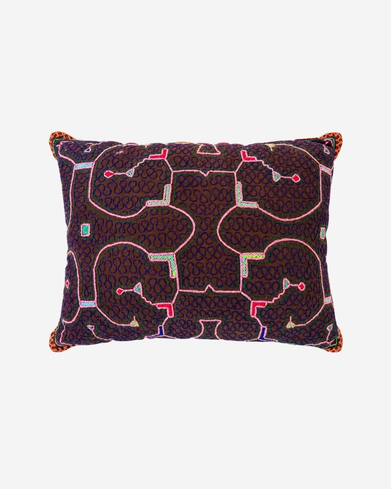 Hand-Embroidered Shipibo Cushion – No. 22